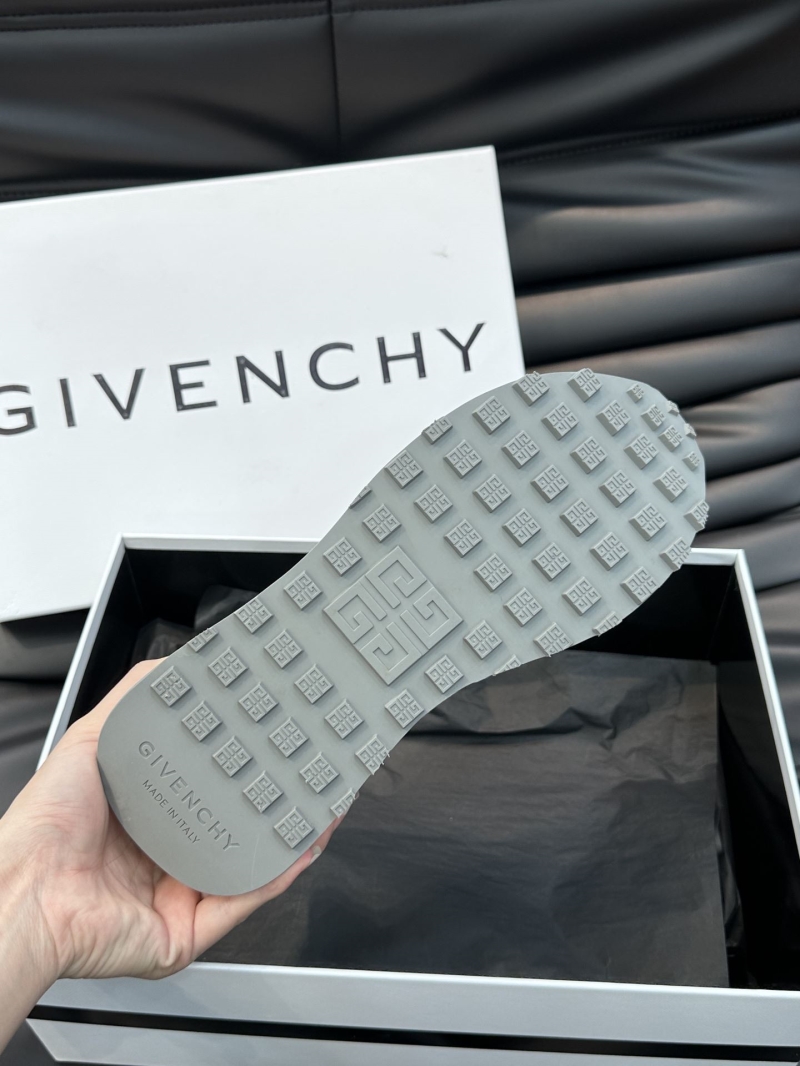 Givenchy Sneakers